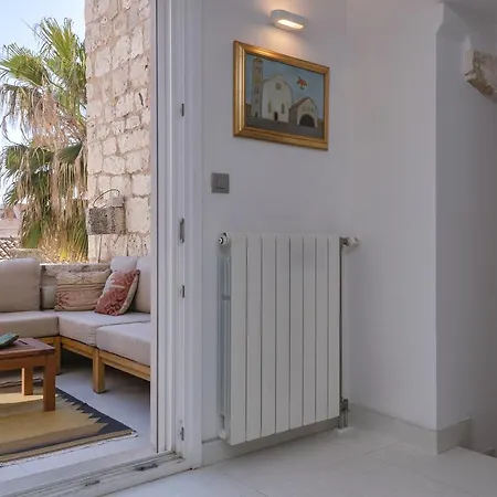Luxury Bifora Apartment Hvar Town