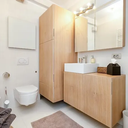 Luxury Bifora Apartment Hvar Town